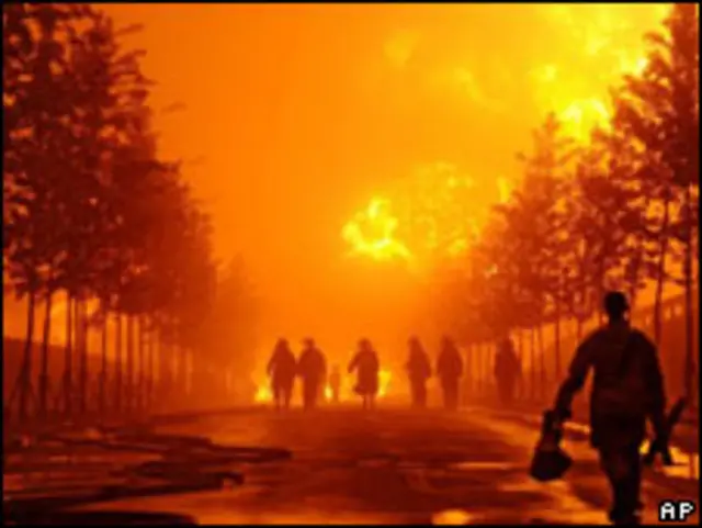 Tempat ledakan pipa minyak