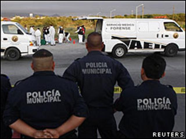 Policía en México