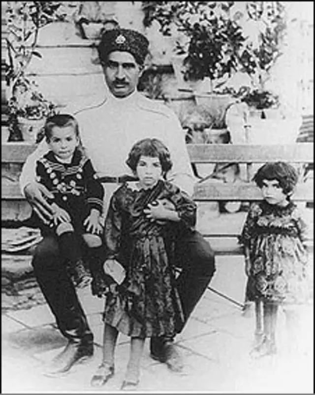 رضا شاه و فرزندانش 