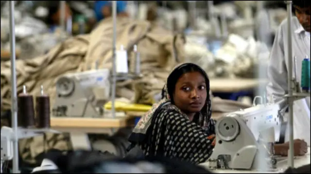 Bangladeş'te tekstil işçisi
