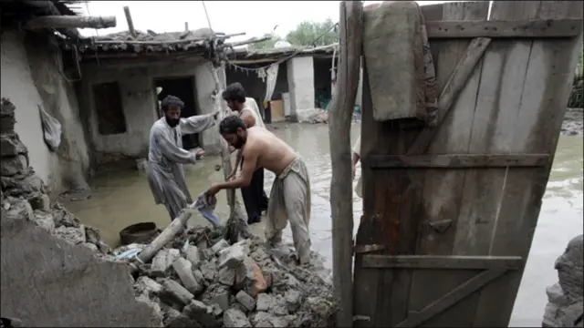 पाकिस्तान में बाढ़