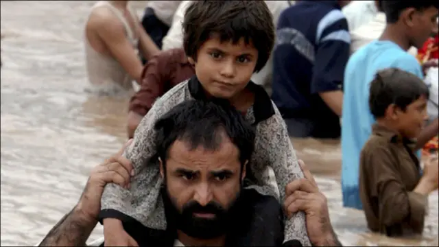 पाकिस्तान में बाढ़