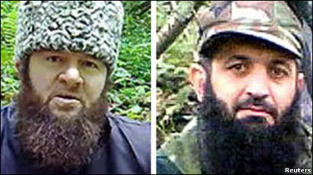 Доку Умаров (слева) и Асламбек Вадалов