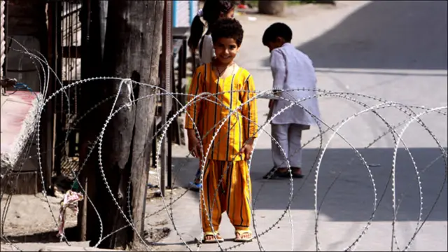 کشمیر جل رہا ہے 