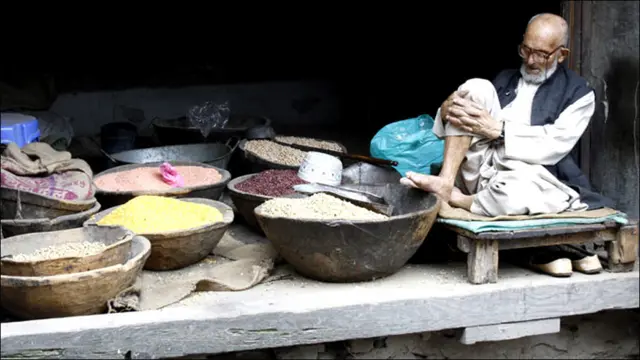 کشمیر جل رہا ہے 