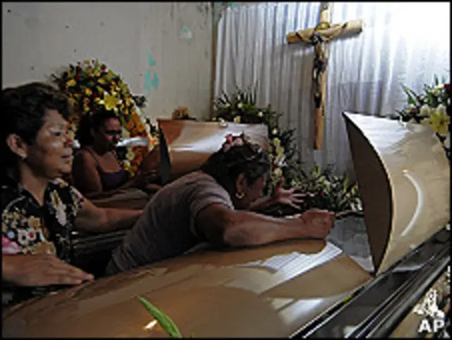 Honras fúnebres del periodista Juan Rodríguez