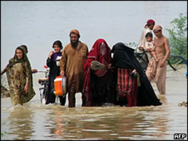 پاکستان میں شدید بارشوں کی وجہ سے آنے والے انتہائی تباہ کن سیلاب 