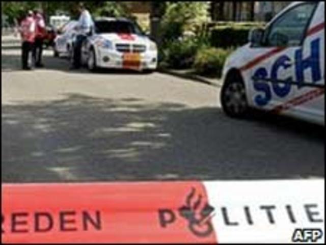 Policía en Nij Beets, Holanda