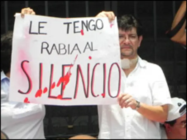 Marcha de periodistas en México