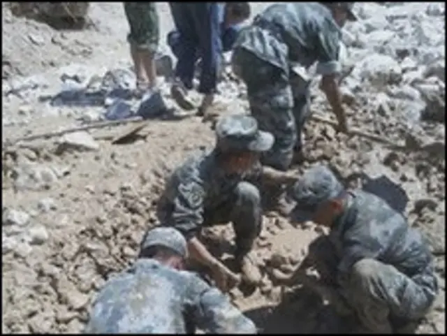 Tentara dikerahkan di Gansu