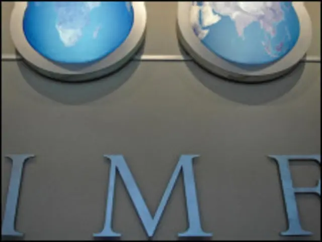 ترقی یافتہ ملکوں پر زور دیا گیا ہے کہ وہ اس مسئلے کے حل کے لیے بجٹ کے خسارے میں کمی کریں