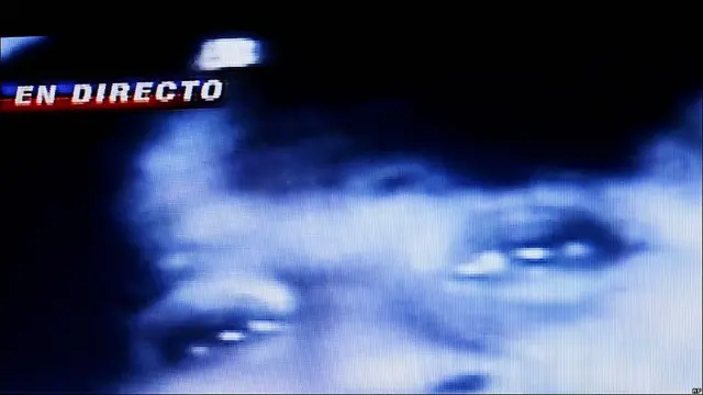 Imagen de la cámara que descendió con la sonda al refugio muestra a uno de los mineros atrapados