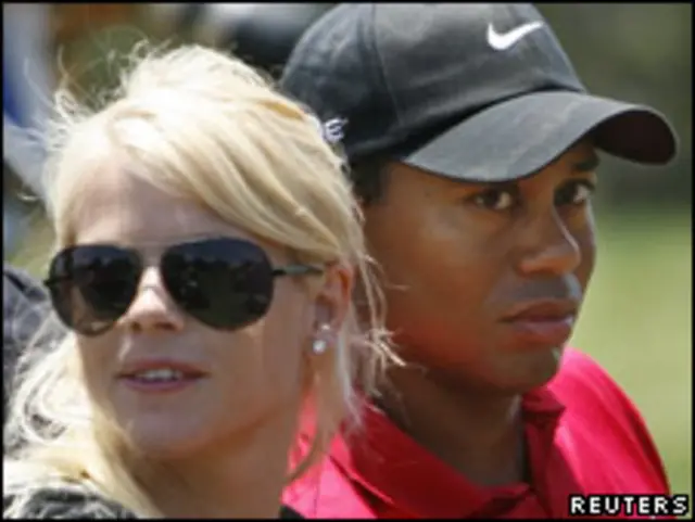 离婚前的伍兹夫妇