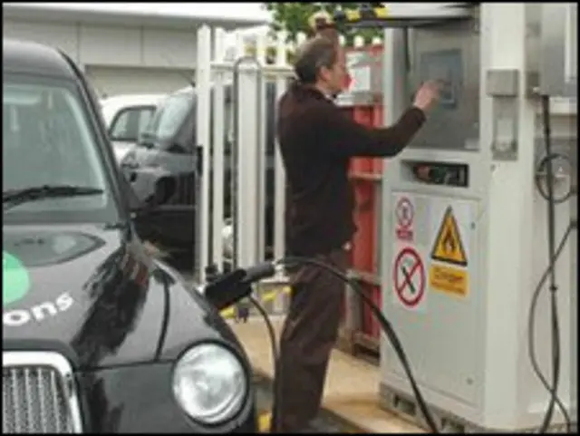 Hidrojen doldurma istasyonu