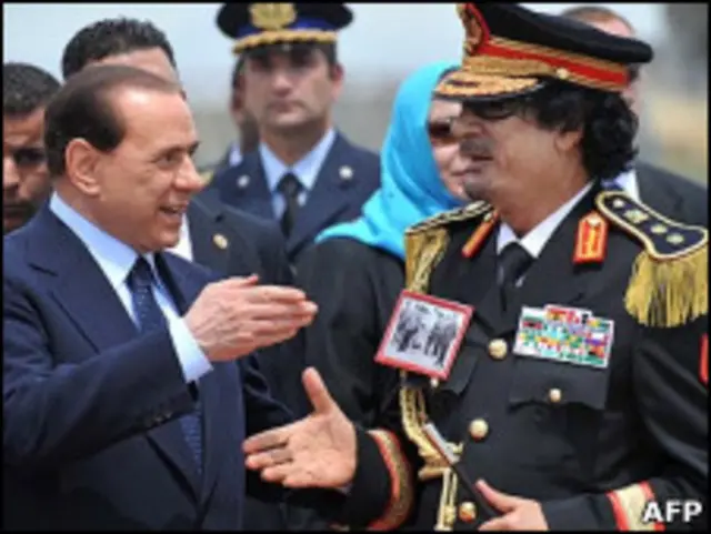 القذافي وبرلسكوني