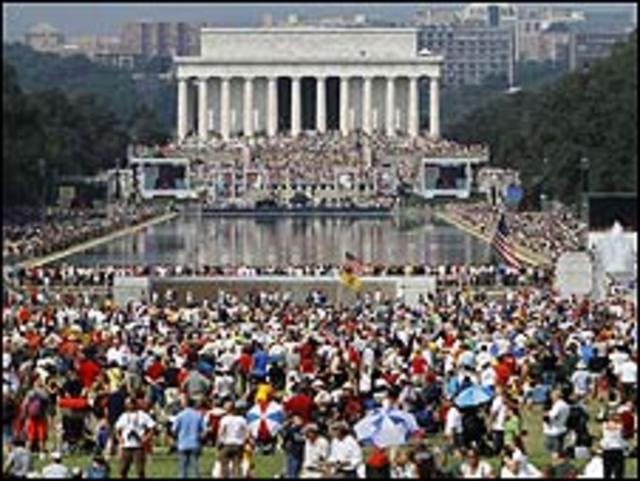 Imagen de la marcha conservadora en el Monumento a Lincoln de Washington.