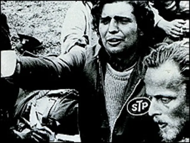 Dos de los supervivientes de la tragedia de los Andes cuando los encontraron