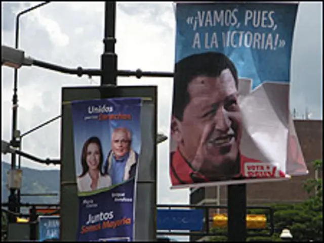 Afiches electorales en Venezuela