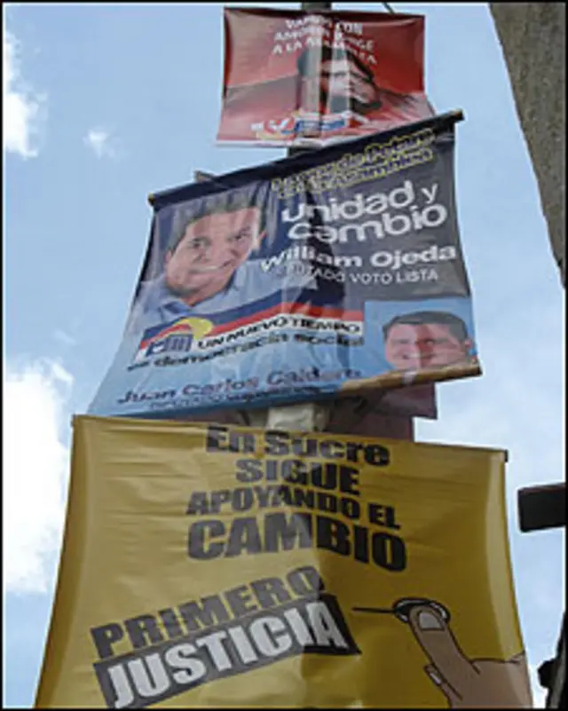 Afiches electorales en Venezuela