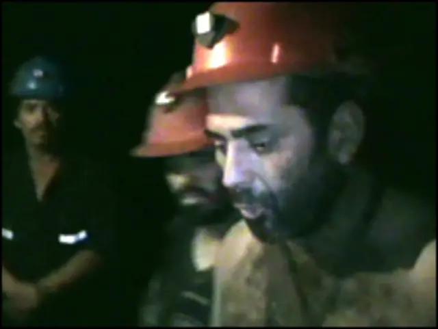 العمال المحاصرون