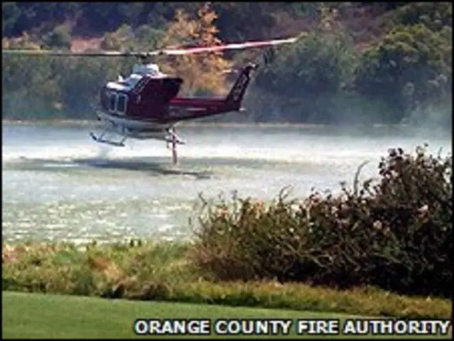 Helikopter dan 150 personel PMK dikerahkan memadamkan api