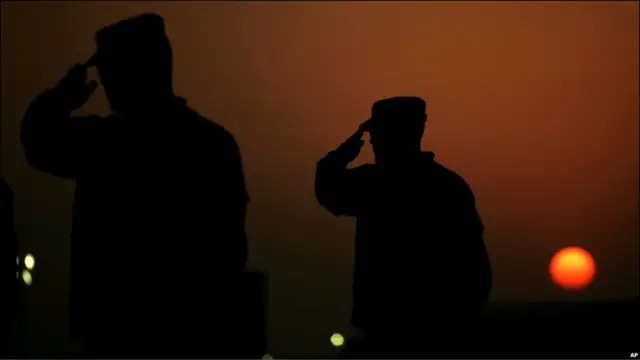 अमरीकी सैनिकों का आख़िरी सलाम