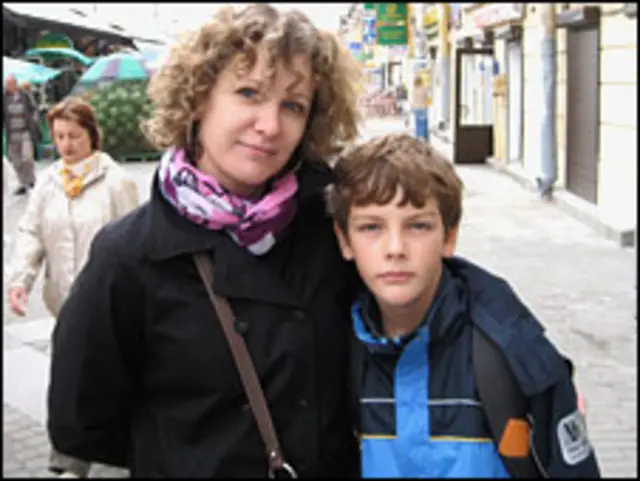 Нелли и ее 11-летний сын Артур