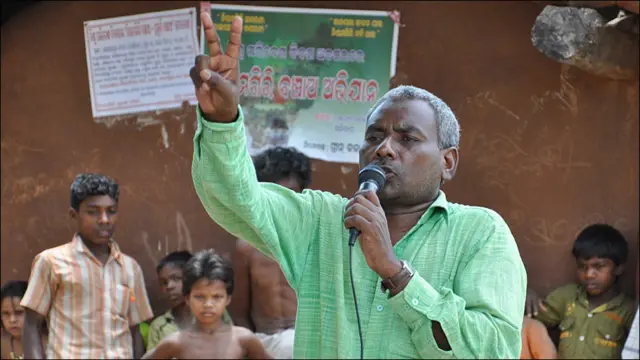 जनसमर्थन जुटाने की जुगत