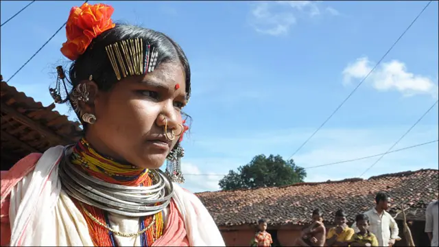 एक आदिवासी युवती