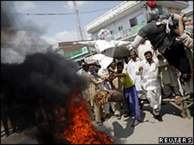 پاکستان کے شہر ملتان میں بھی مظاہرے ہوئے