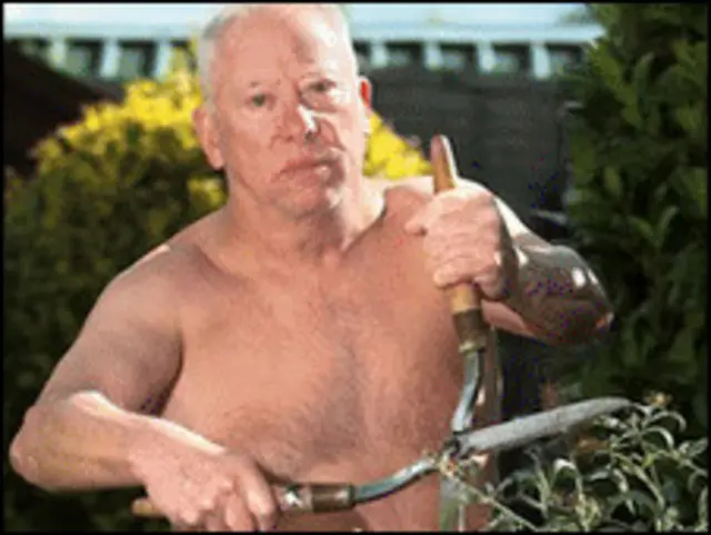 Leslie Howard, nudis Inggris