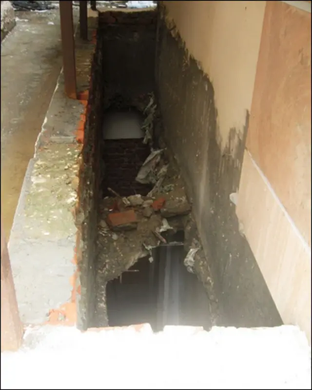 کھیل گاؤں جہاں سات ہزار کھلاڑی رہائش پذیر ہوں گے ابھی بھی نامکمل ہے۔