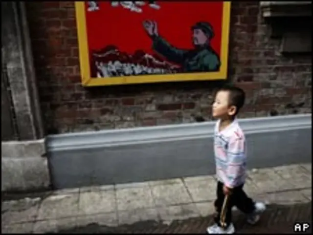 上海街頭的男孩（23/09/2010）