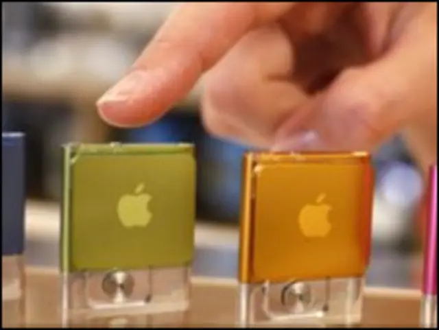 سیکٹر لیبز کی وکیل انا کرسچن نے وائرڈ ڈاٹ کوم میگزین کو بتایا کہ اس لڑائی کا مقصد صرف ’پوڈ‘ کے لفظ کا استعمال نہیں ہے