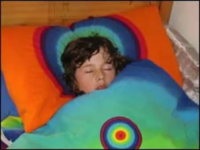 Niño durmiendo