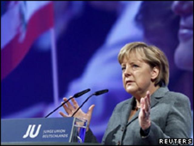 Ангела Меркель на конференции в Потсдаме