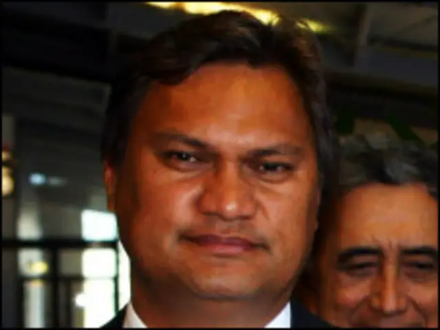 رېنالډ تېماري