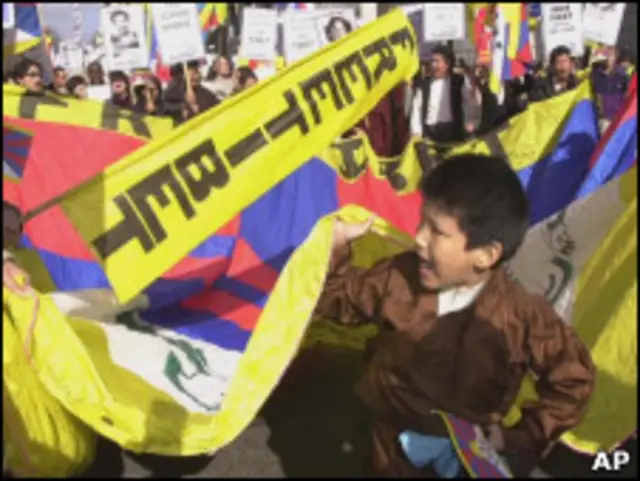 Акция протеста против политики Китая в Тибете