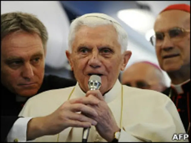 Giáo hội lâu nay vẫn khắc khe với việc sử dụng bao cao su