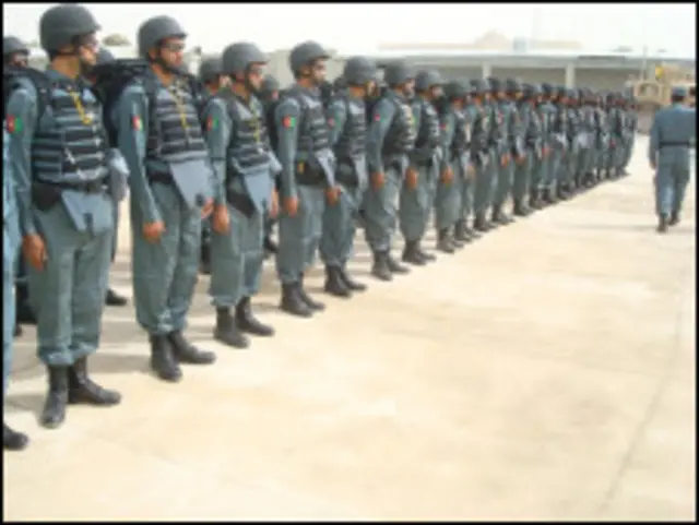 د پوليسو د جلب او جذب پر مرکز له بريد وروسته جګړه شوې ده 