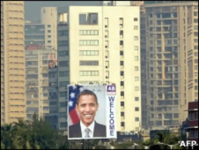 Бигборд с портертом Обамы в Мумбаи