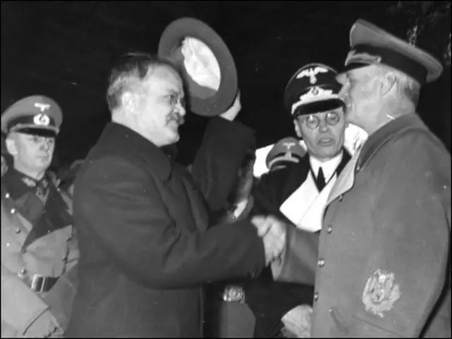 Отъезд Вячеслава Молотова с Ангальтского вокзала в Берлине 14 ноября 1940 г. (фото Бундесархива ФРГ)