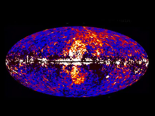 Imágenes tomadas por el telescopio Fermi de Gran Alcance. <i>Foto: NASA / DOE / Fermi LAT / D. Finkbeiner et al.</i>