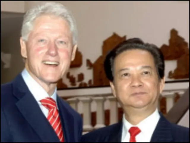 Thủ tướng Nguyễn Tấn Dũng cảm ơn sự hỗ trợ của cá nhân ông Clinton.
