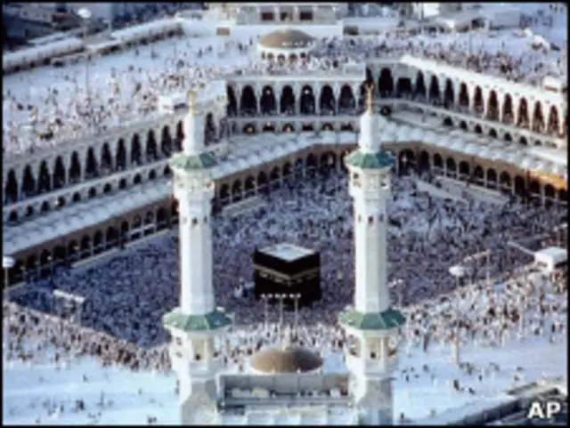 Мекка. Молитва во время Хаджа