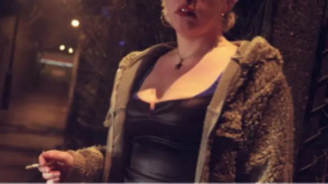 Umukobwa akora uburaya arindiriye aba kiriya