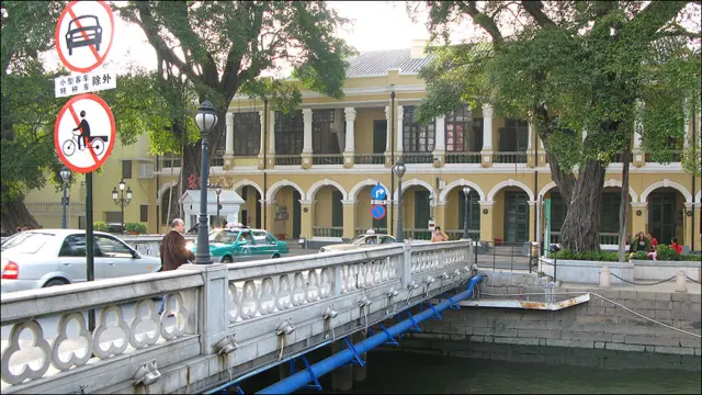 廣州沙面島進入前法租界的沙面東橋（19/11/2010）