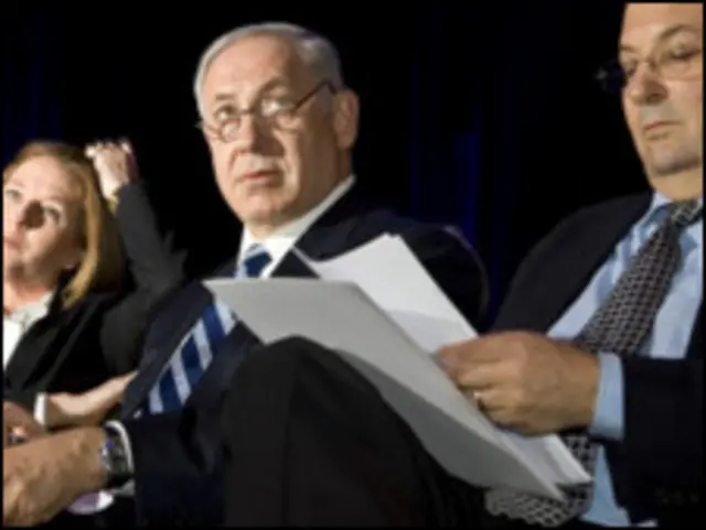 نتنياهو وباراك وليفني