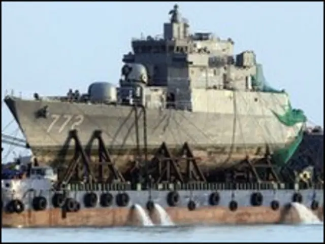 46 моряков южнокорейского корвета погибли в результате взрыва 