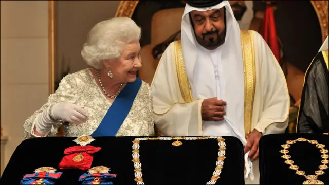 زيارة ملكة بريطانيا الى الامارات 